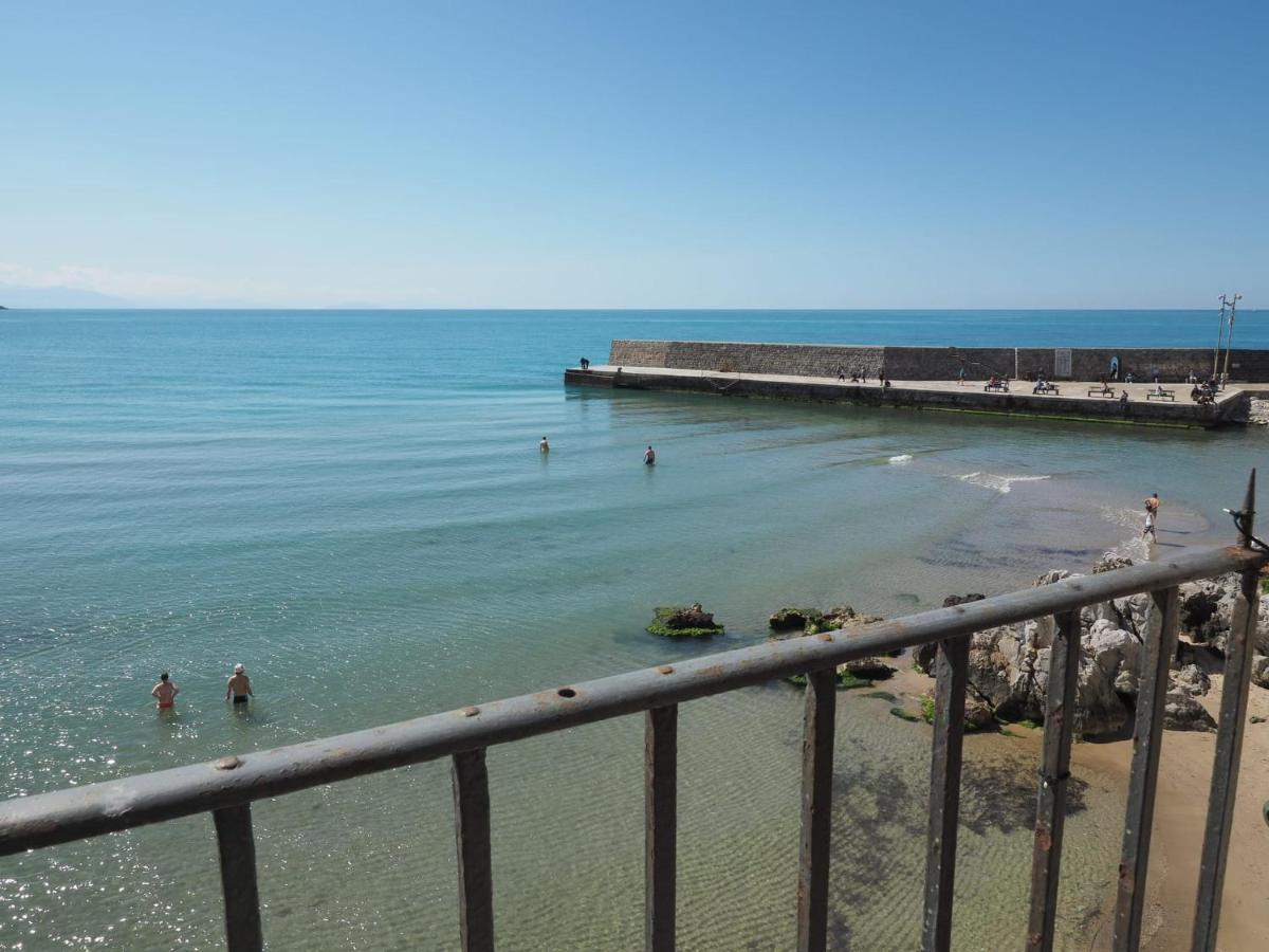 Lavatoio Seaview Apartment Cefalu Bagian luar foto